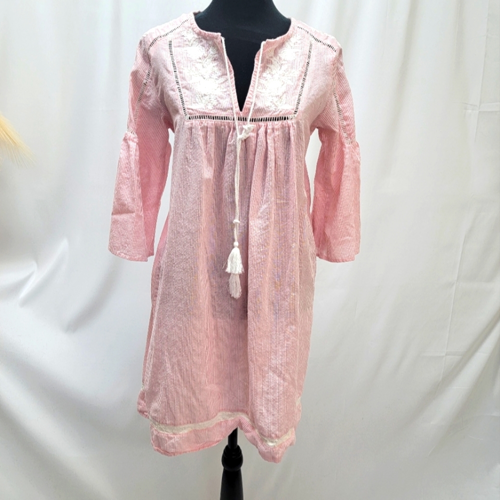 Veveret Dress